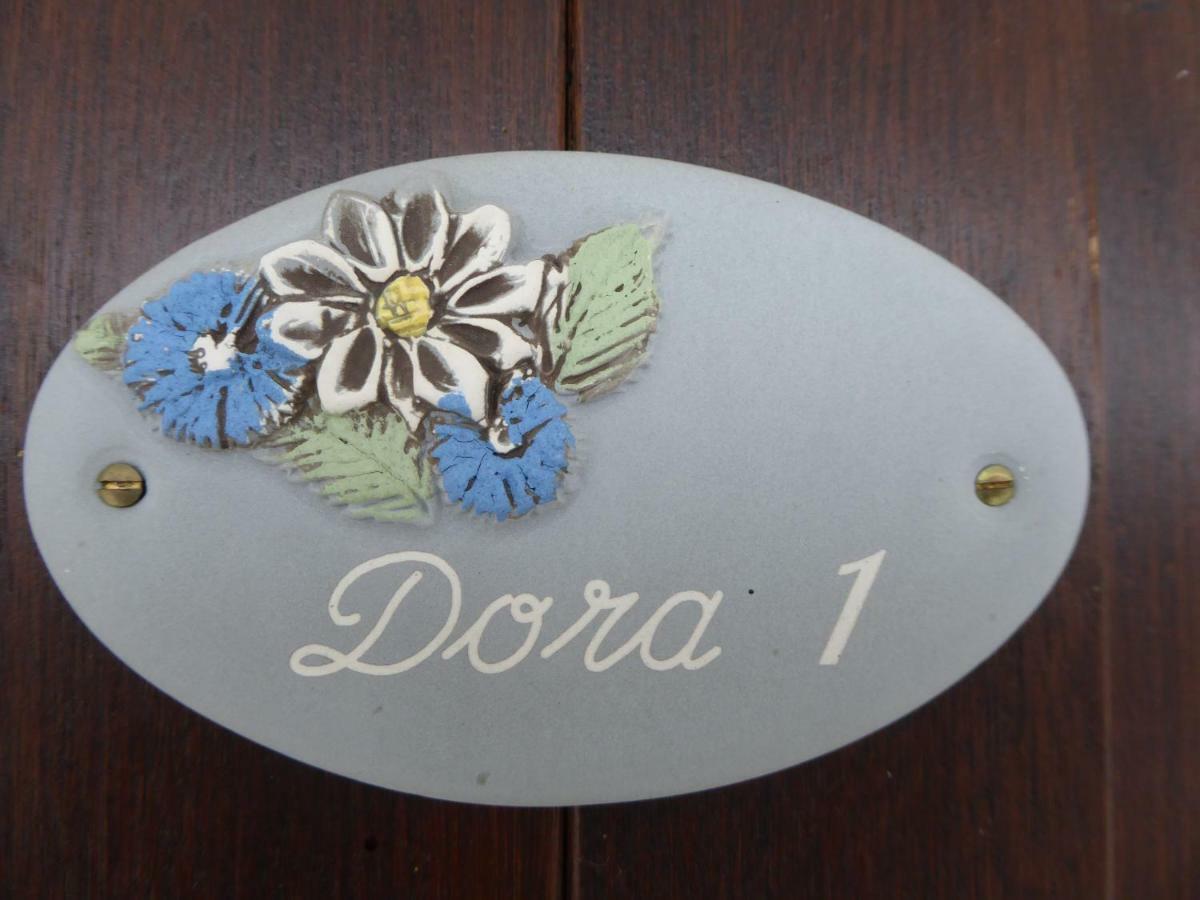 Ferienwohnung Dora 1 미헬슈타트 외부 사진